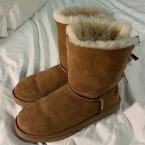 Bailey Bow Uggs